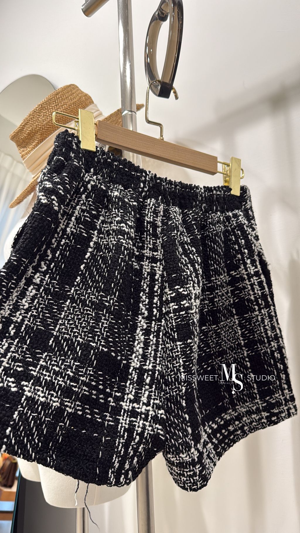 相片 2025-11-7 下午5 16 21