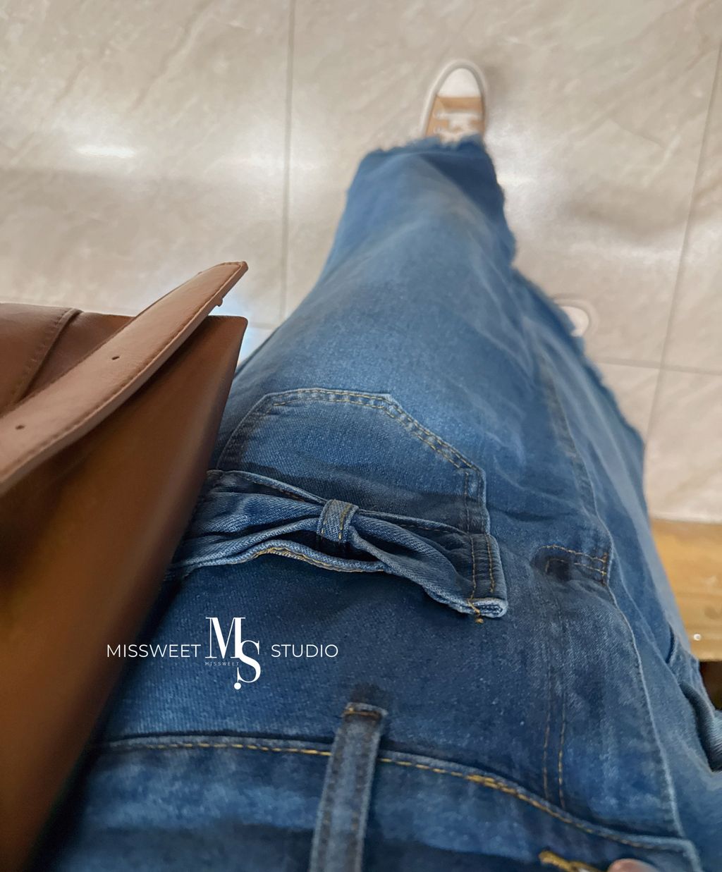 相片 2025-11-11 凌晨3 44 11