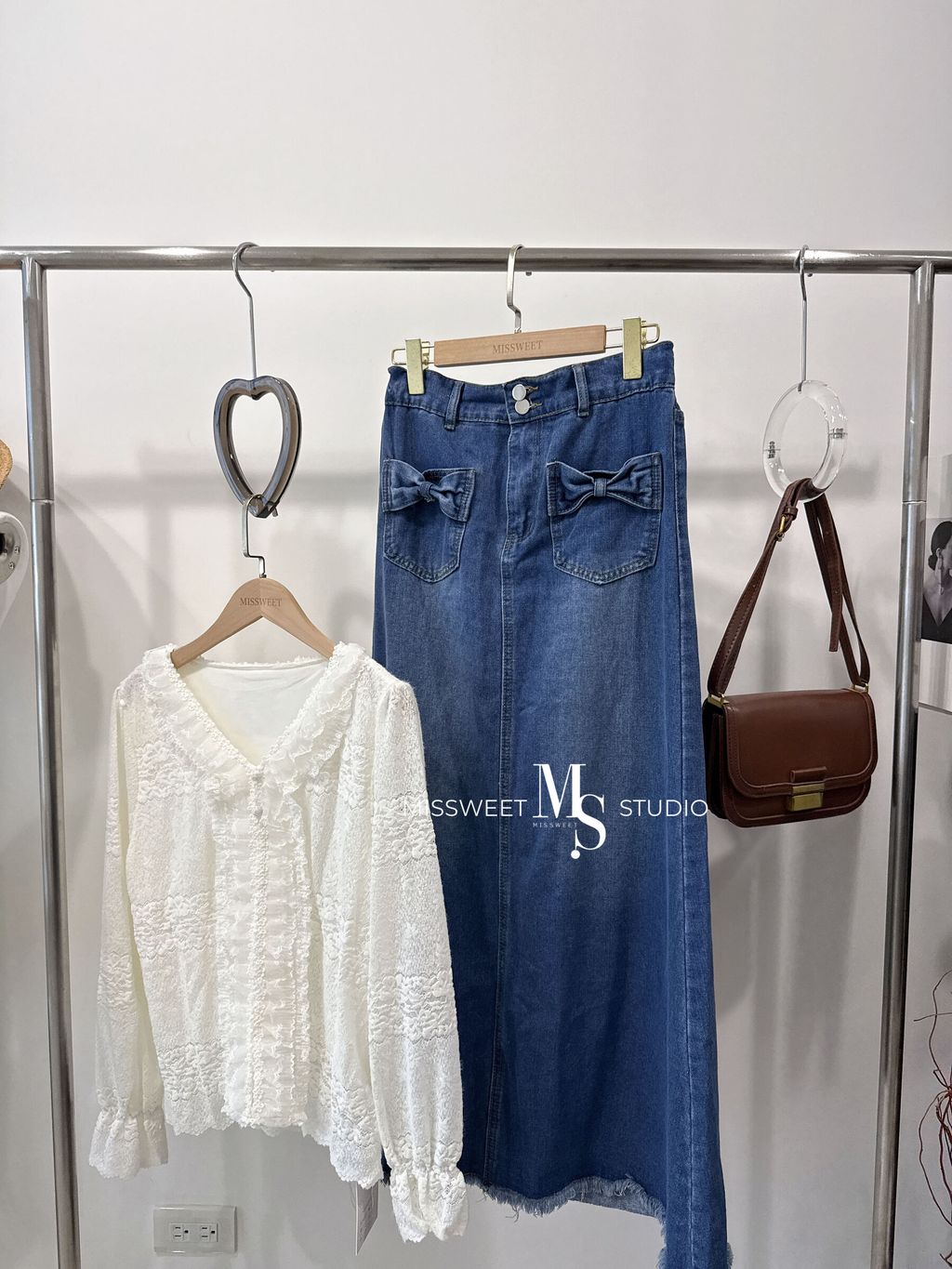 相片 2025-11-10 下午3 20 46