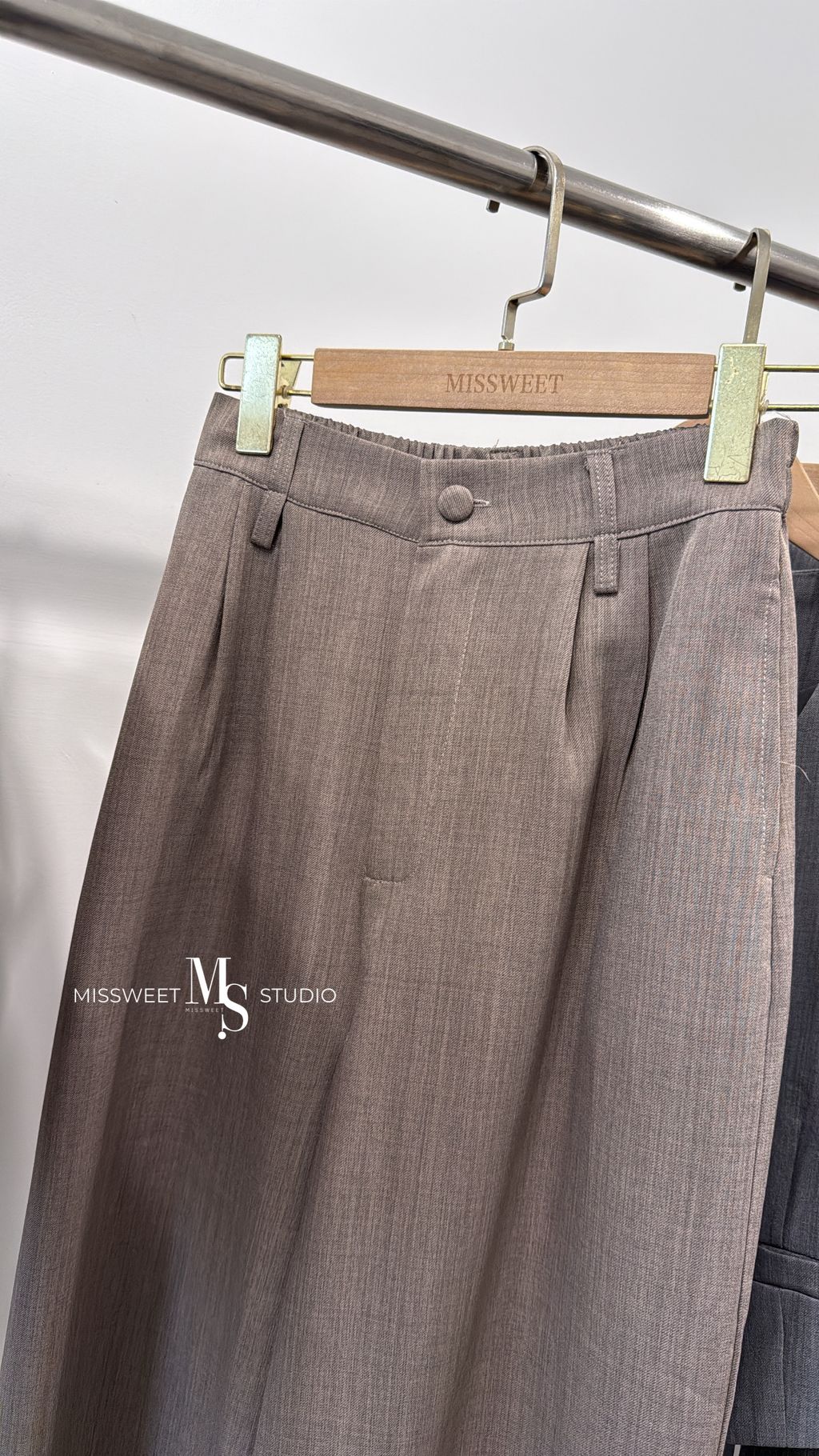 相片 2025-11-9 下午3 58 46