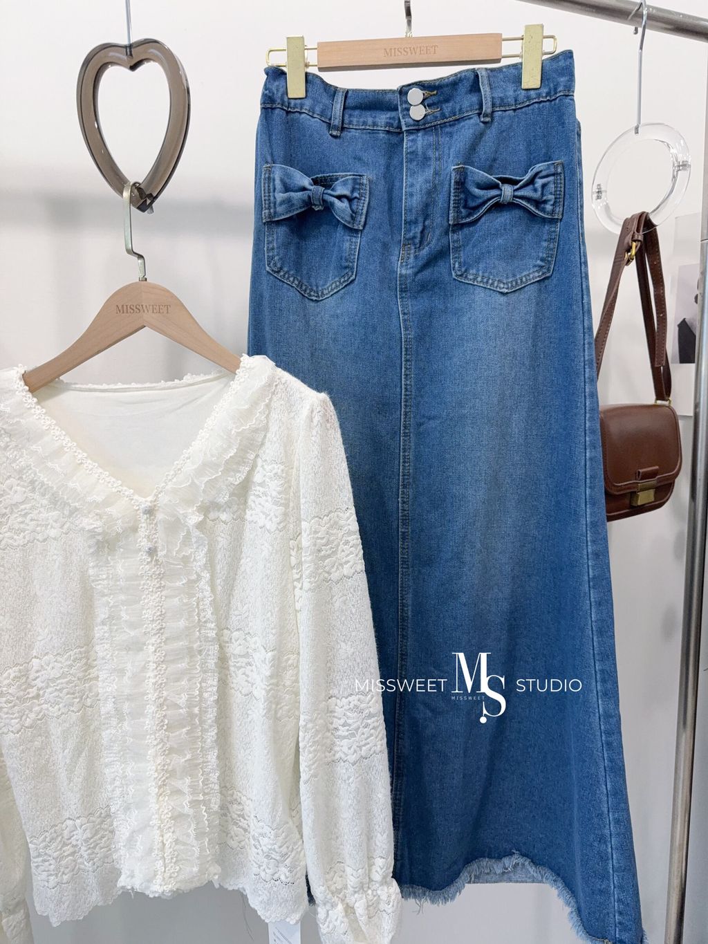 相片 2025-11-11 凌晨3 44 11