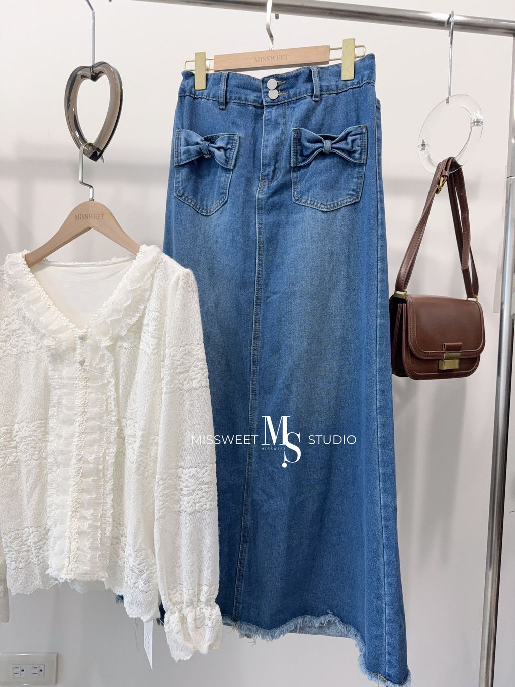 相片 2025-11-11 凌晨3 44 11 (1)