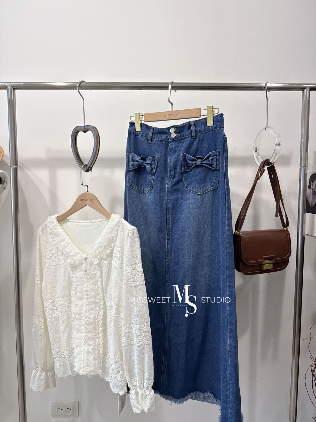 相片 2025-11-10 下午3 20 46