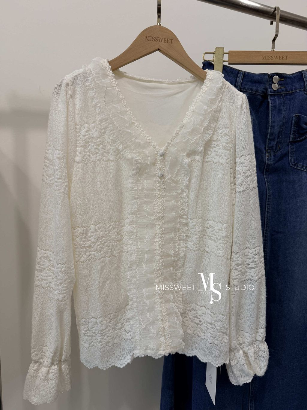 相片 2025-11-10 下午3 42 27