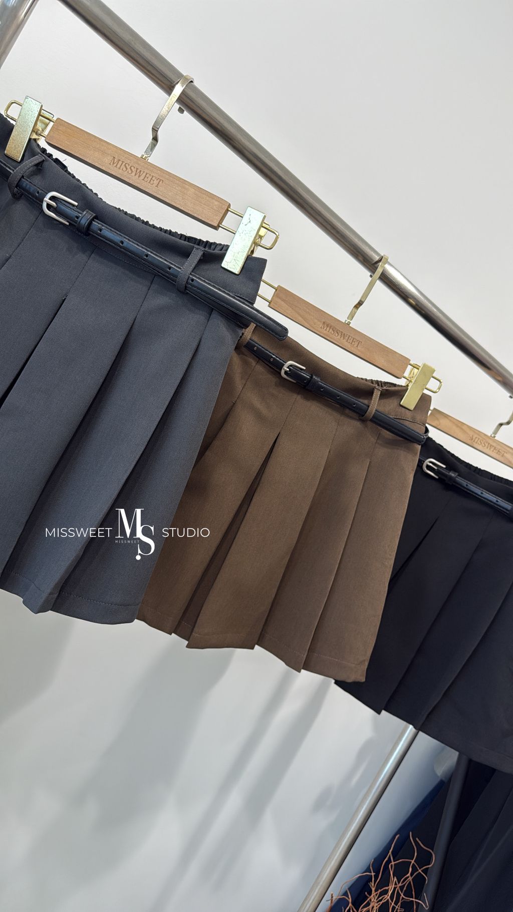 相片 2025-11-13 下午3 57 38