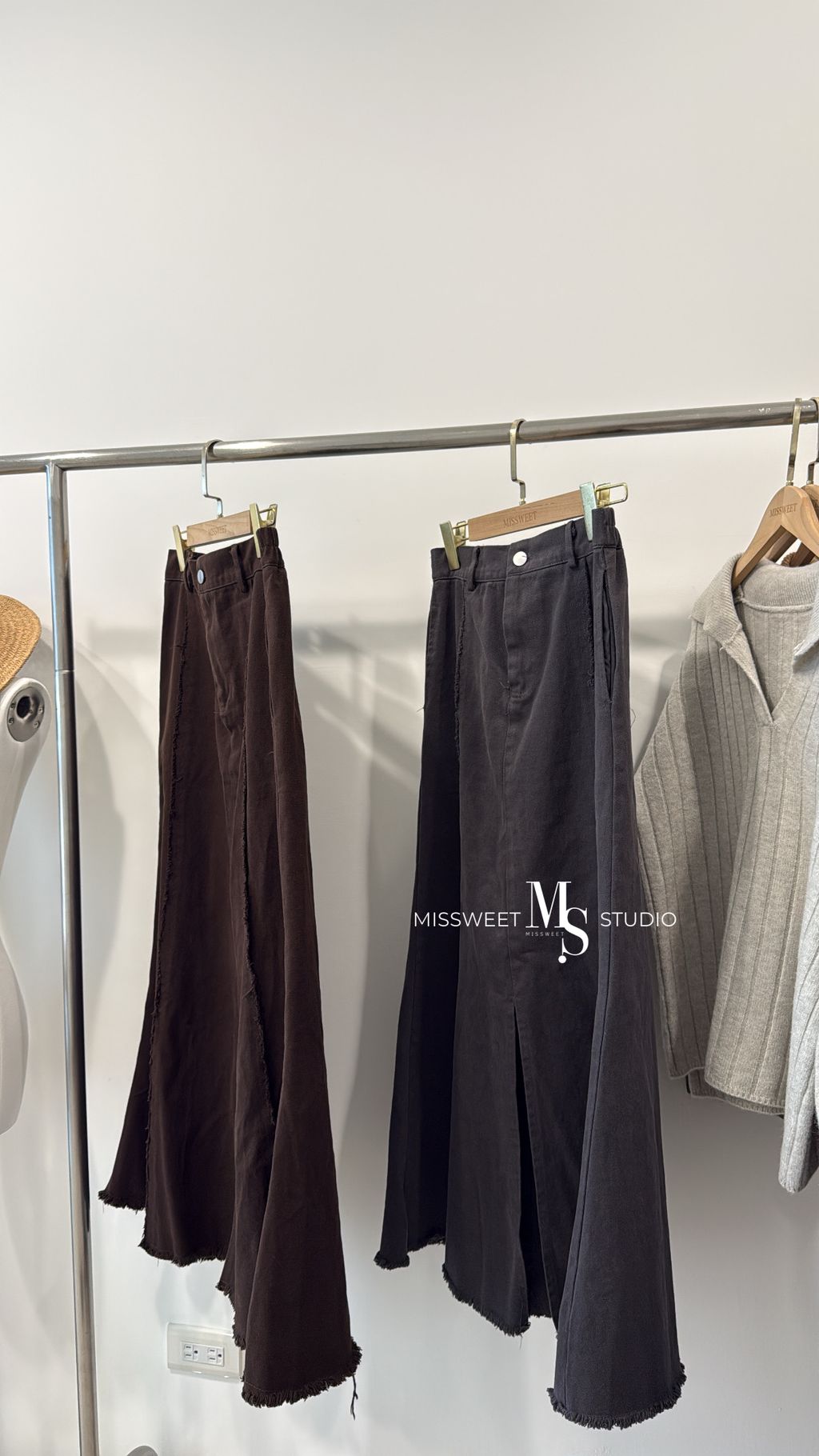 相片 2025-11-23 下午3 47 25