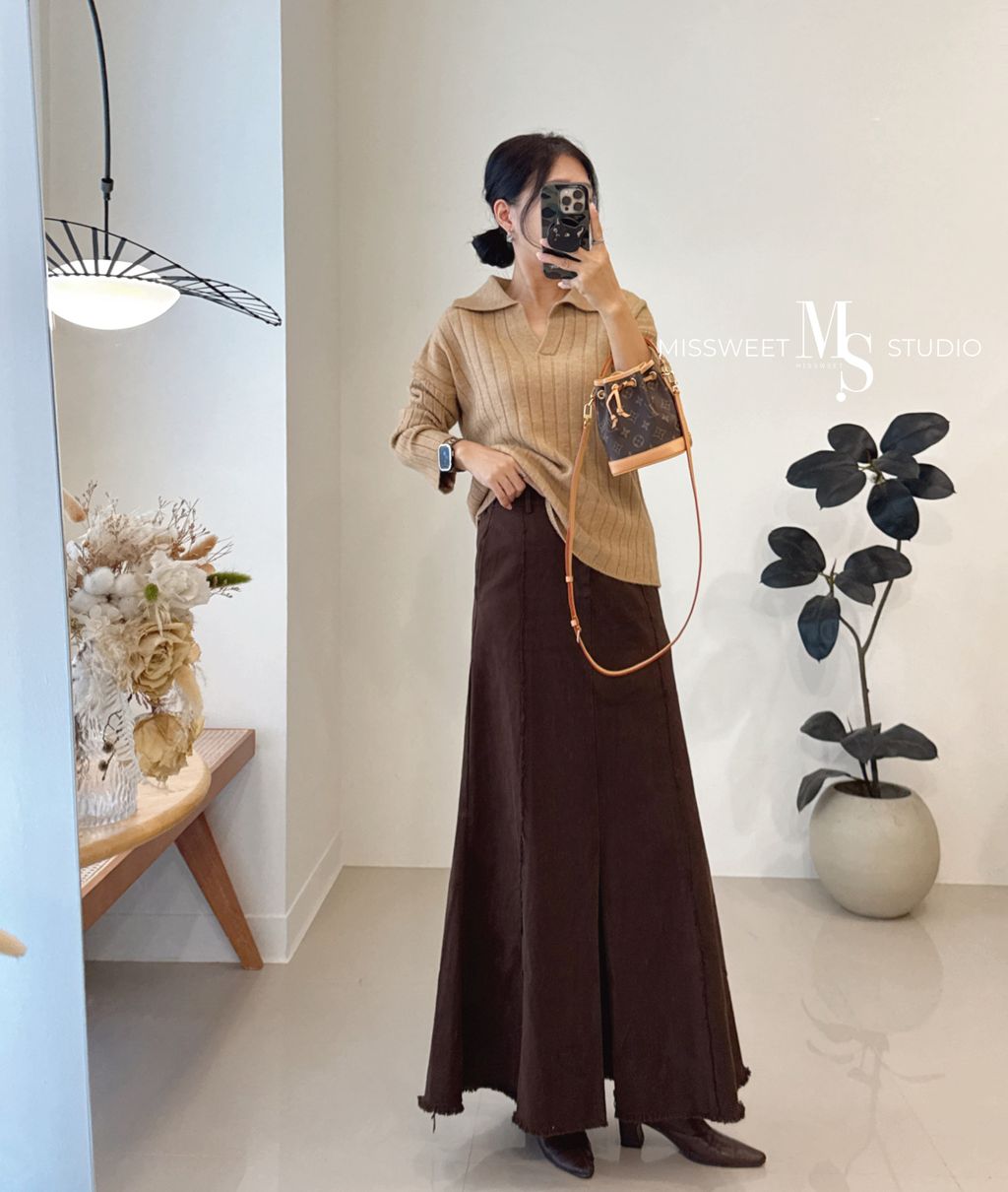 相片 2025-11-24 凌晨12 47 36