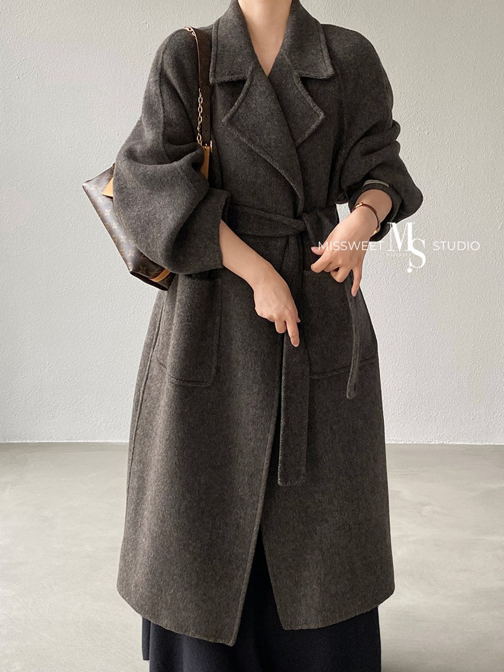 O1CN018R6B901jENjSqmcLp_!!2214077954516-0-cib