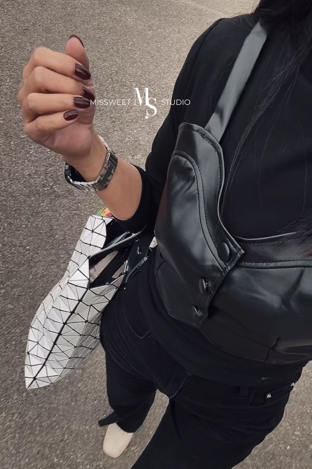 相片 2025-11-27 晚上9 30 23