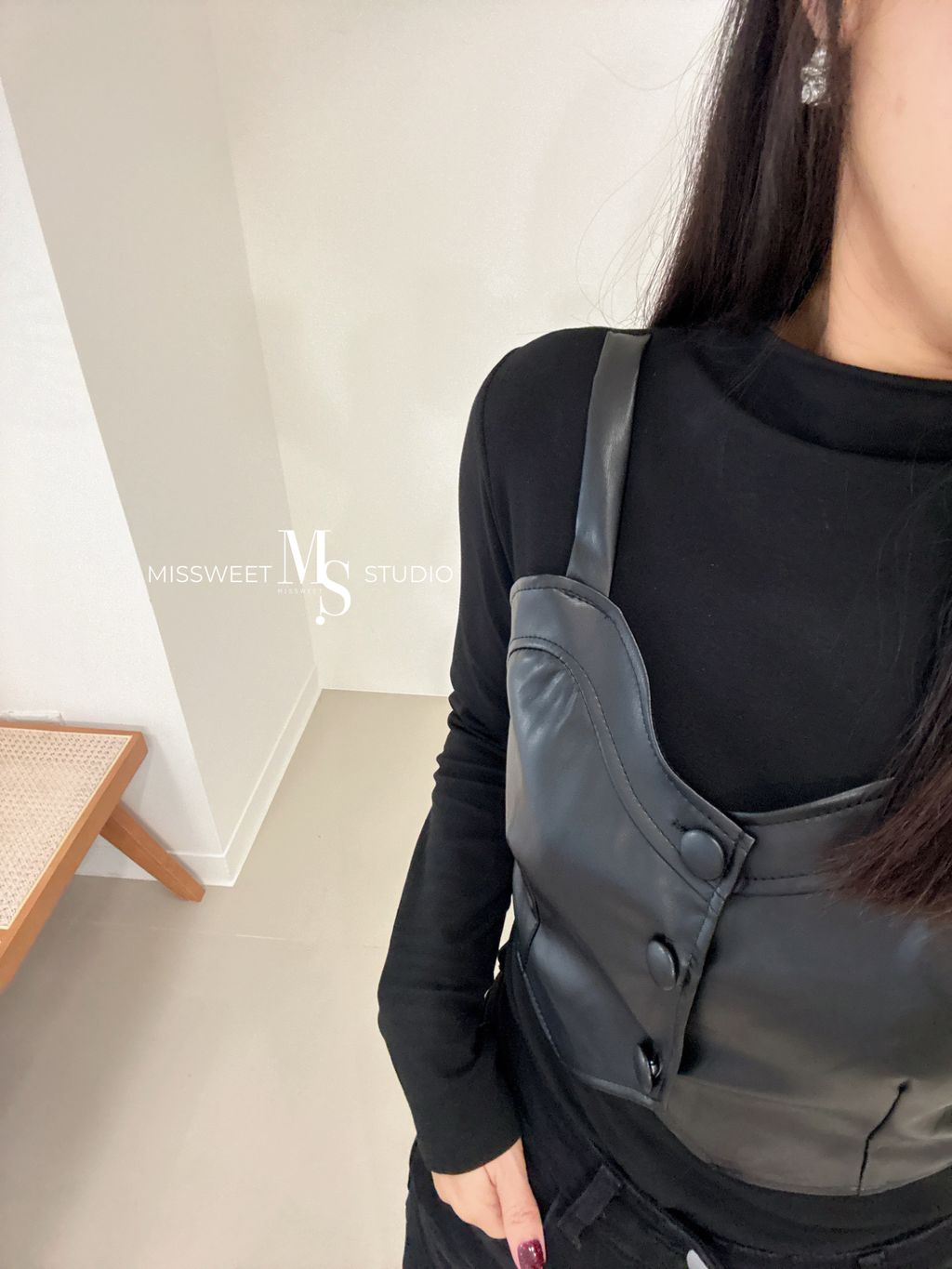 相片 2025-11-27 晚上9 23 43