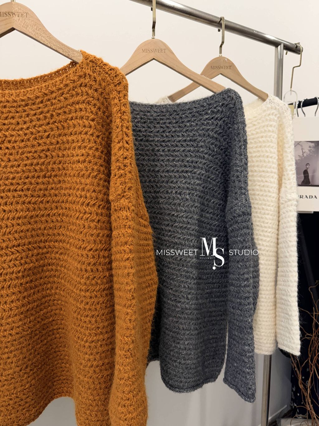 相片 2025-11-28 下午4 29 53