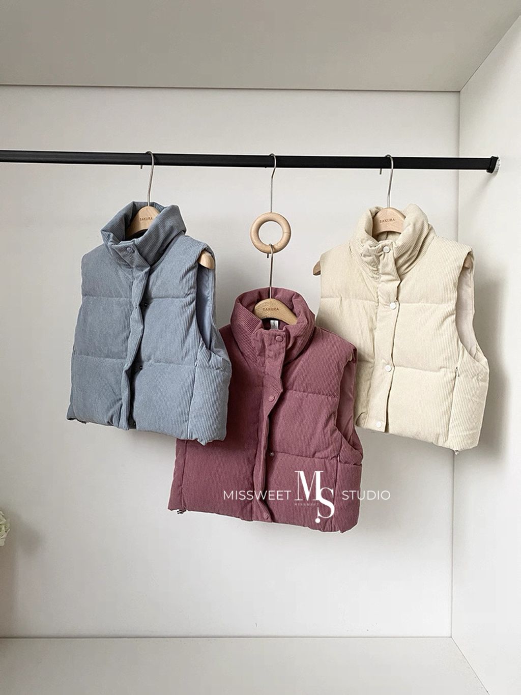 相片 2025-12-1 晚上8 30 23 (4)