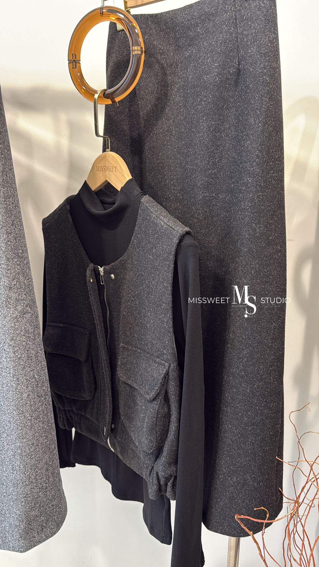 相片 2025-12-1 下午3 44 32