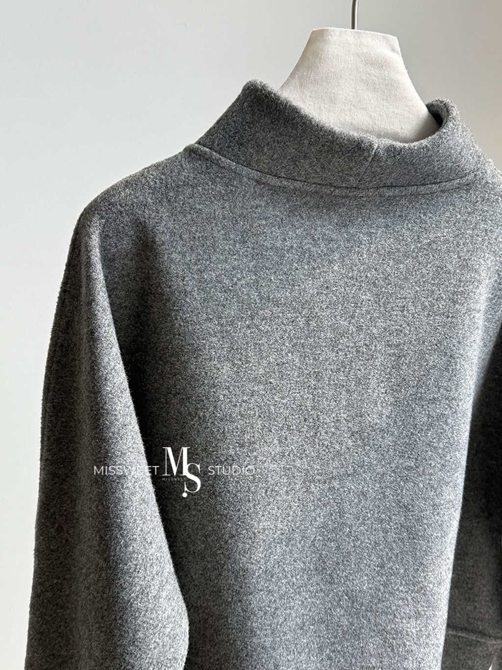 O1CN01O9Lsi21InCDdv5DbE_!!4012130937-0-cib