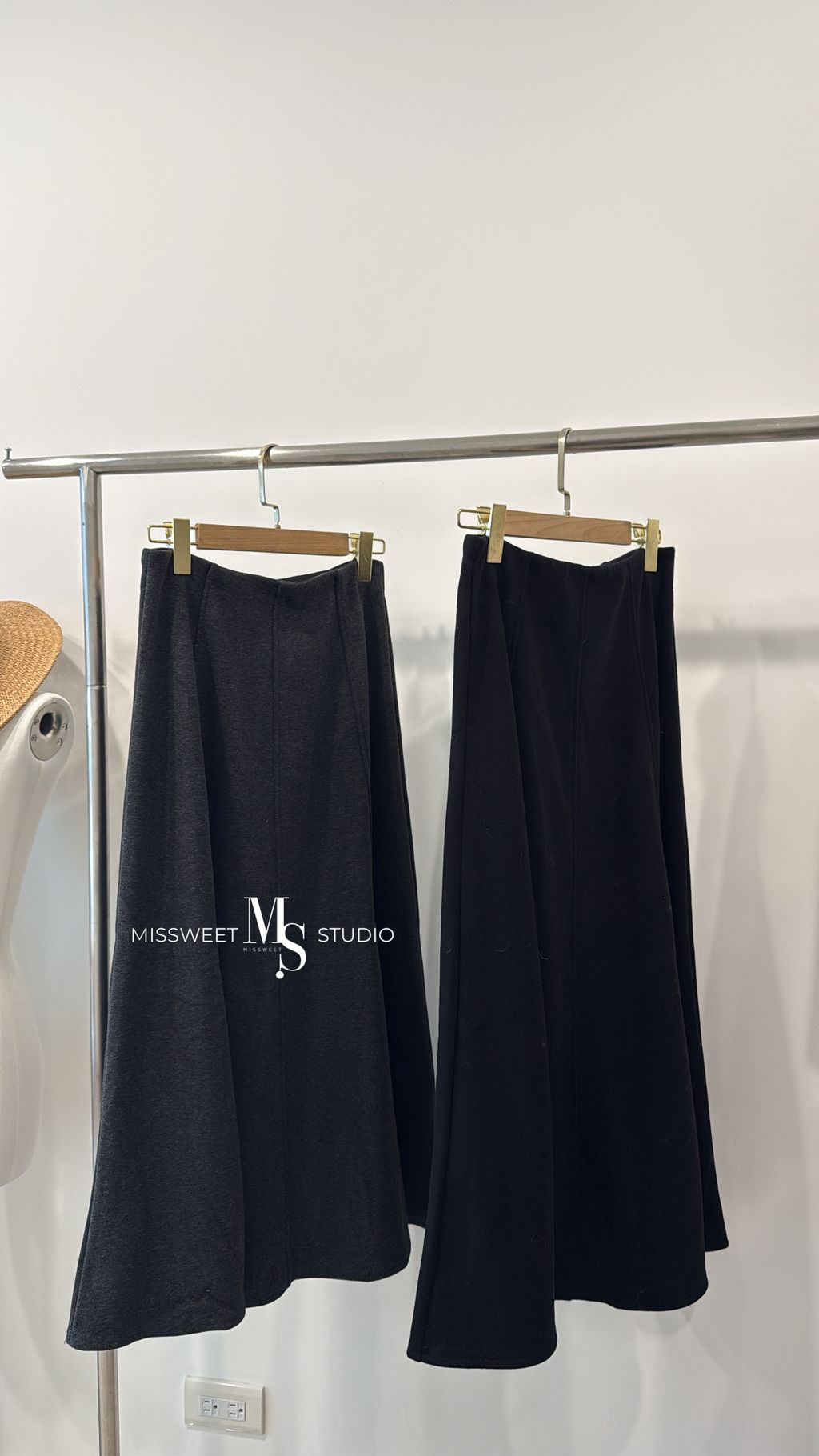 相片 2025-12-8 下午3 43 24