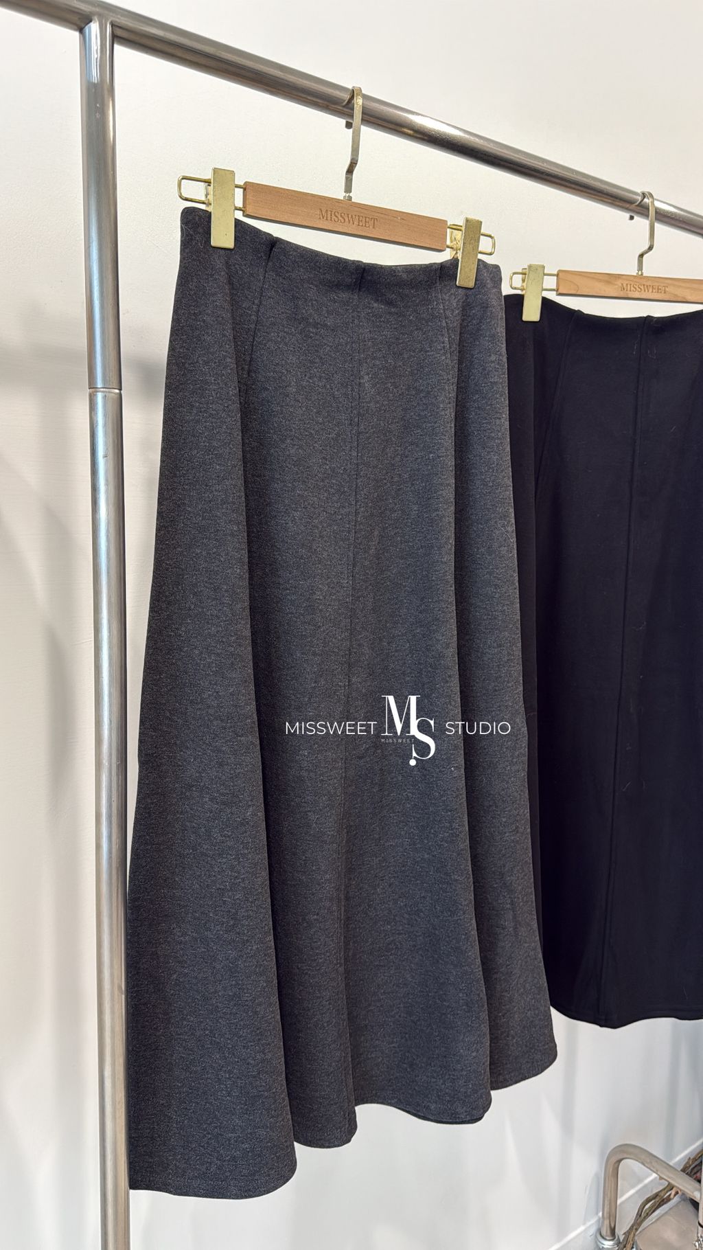 相片 2025-12-8 下午3 42 03