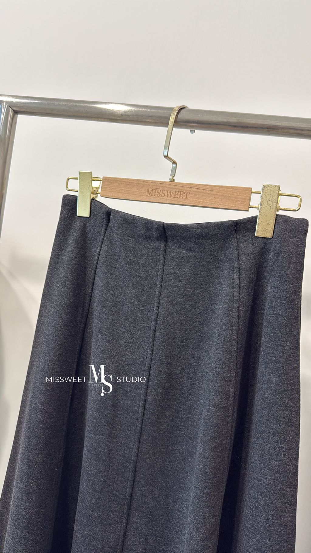 相片 2025-12-8 下午3 42 11