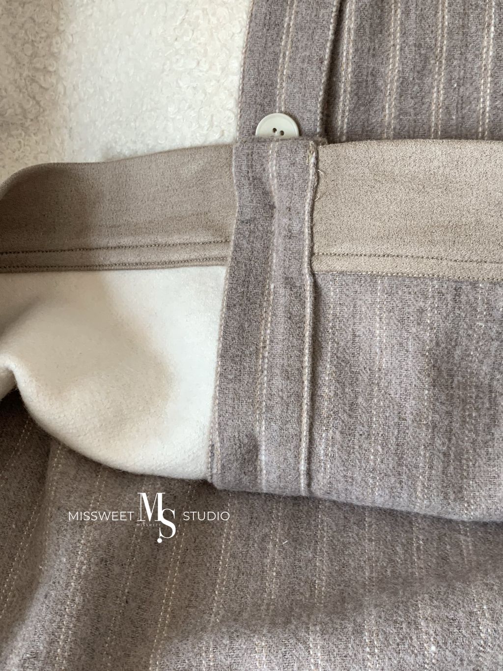 相片 2025-12-12 凌晨1 03 33