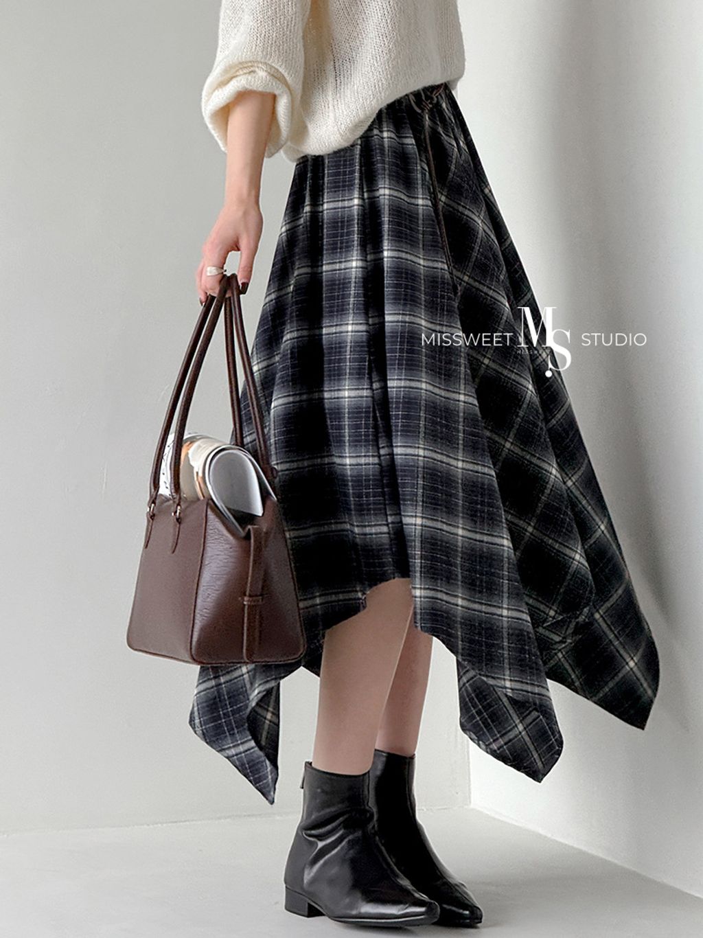 O1CN01kLBU8q1tO8J2tOIiV_!!2201475065891-0-cib