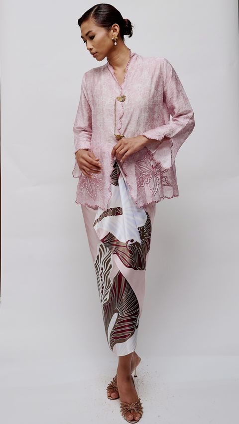 Dusty Pink Calla Lily RM830