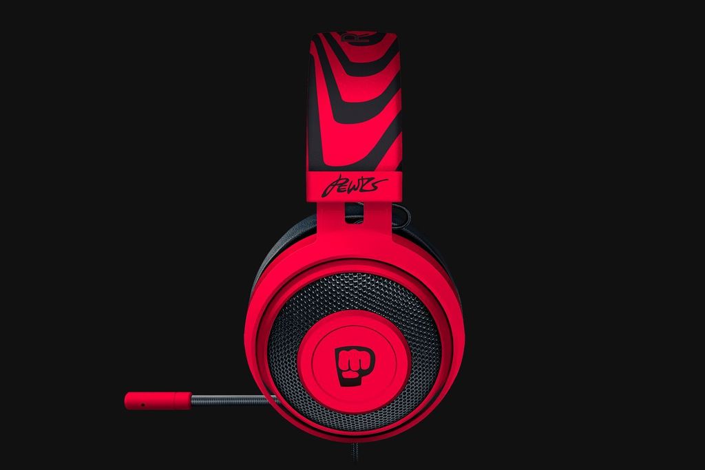 PewDiePie-Razer-Kraken-Pro V2-01.jpg