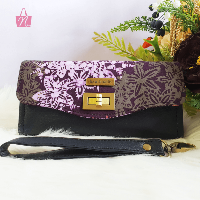 ncw wallet lady batik-ct n honey-motif bunga lado negeri sembilan (Instagram Post) (800 x 800 px) (1).png