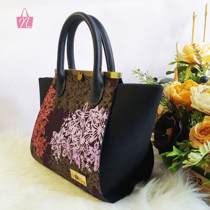 beg tangan batik malaysia-ct n honey-motif bunga lado negeri sembilan (Instagram Post) (800 x 800 px) (1).png