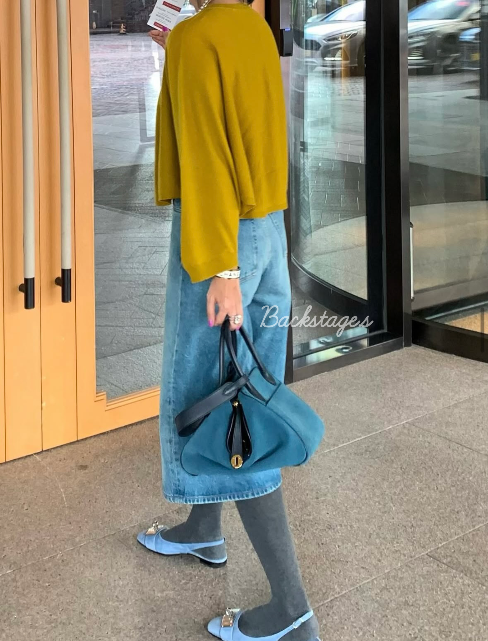 20251010_185456890_iOS