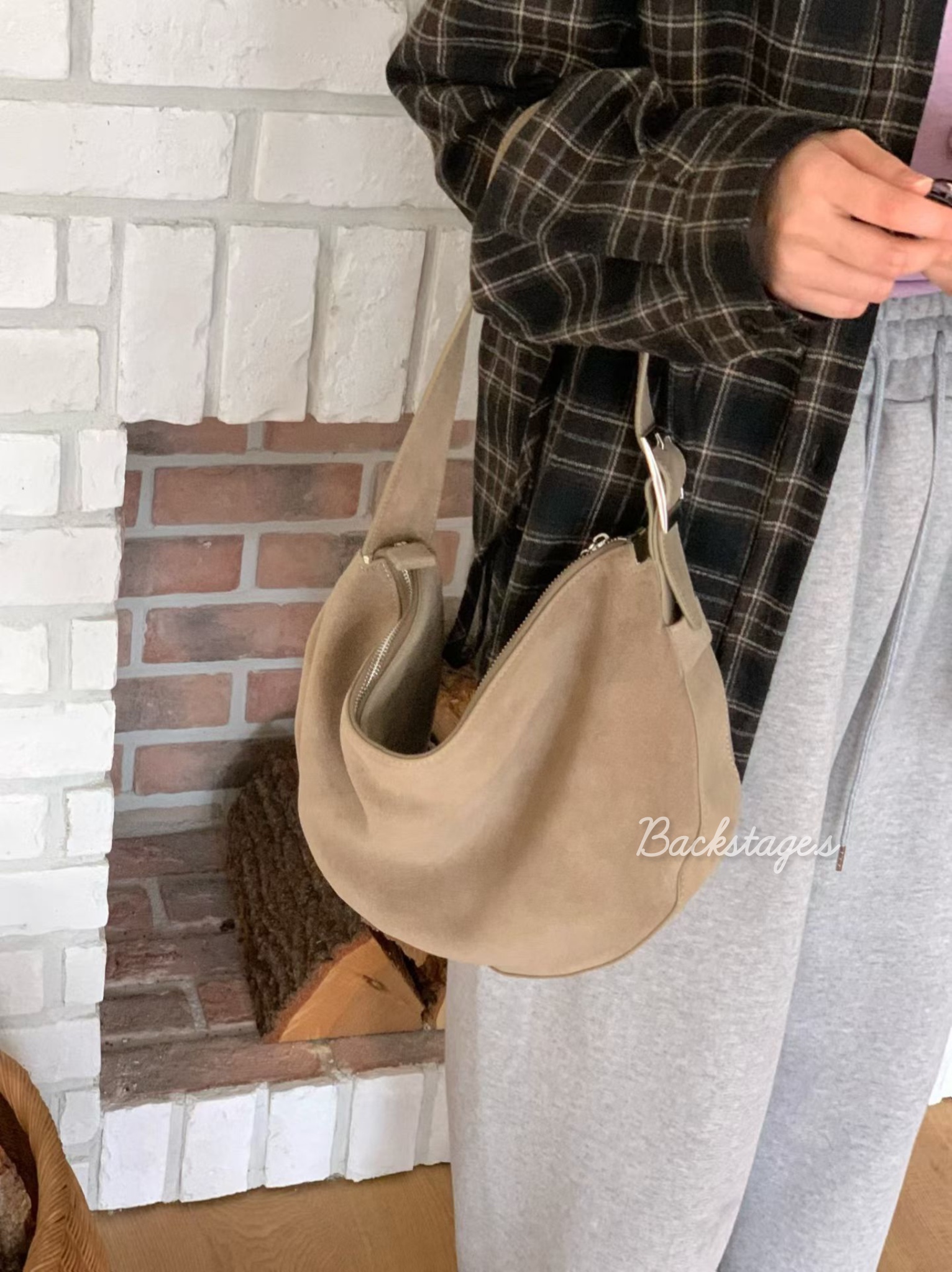 20251113_211454284_iOS