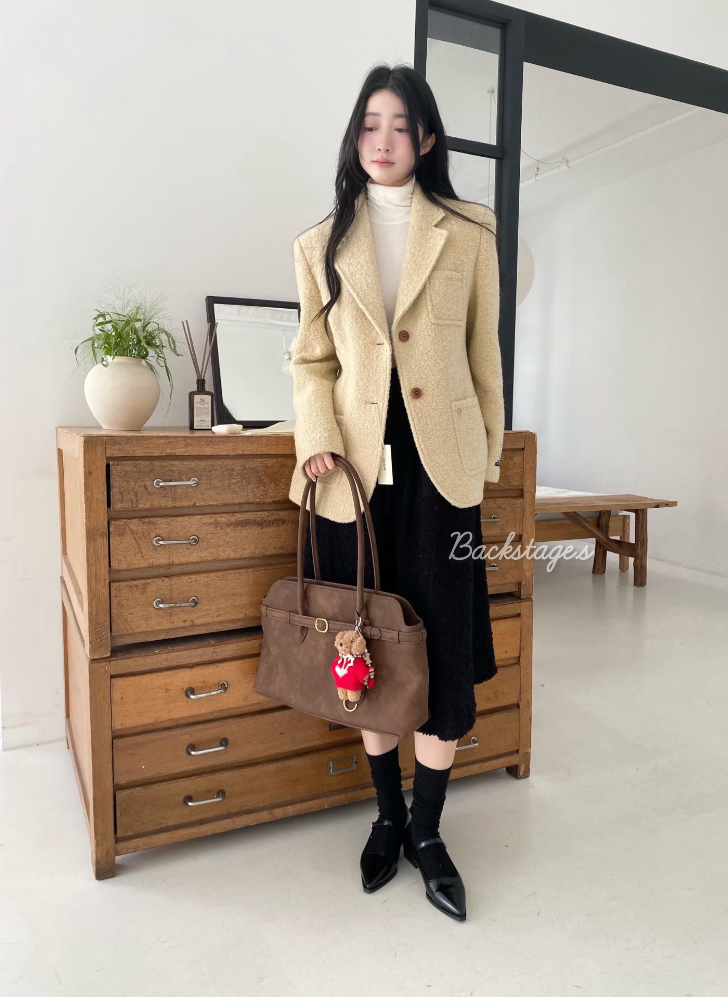 20251112_165924147_iOS