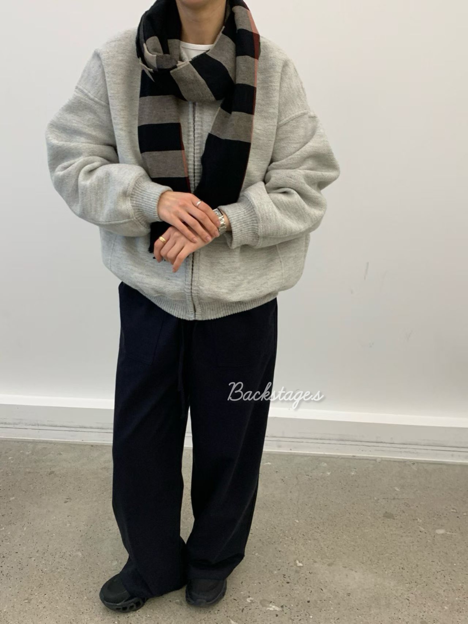 20251112_165514813_iOS