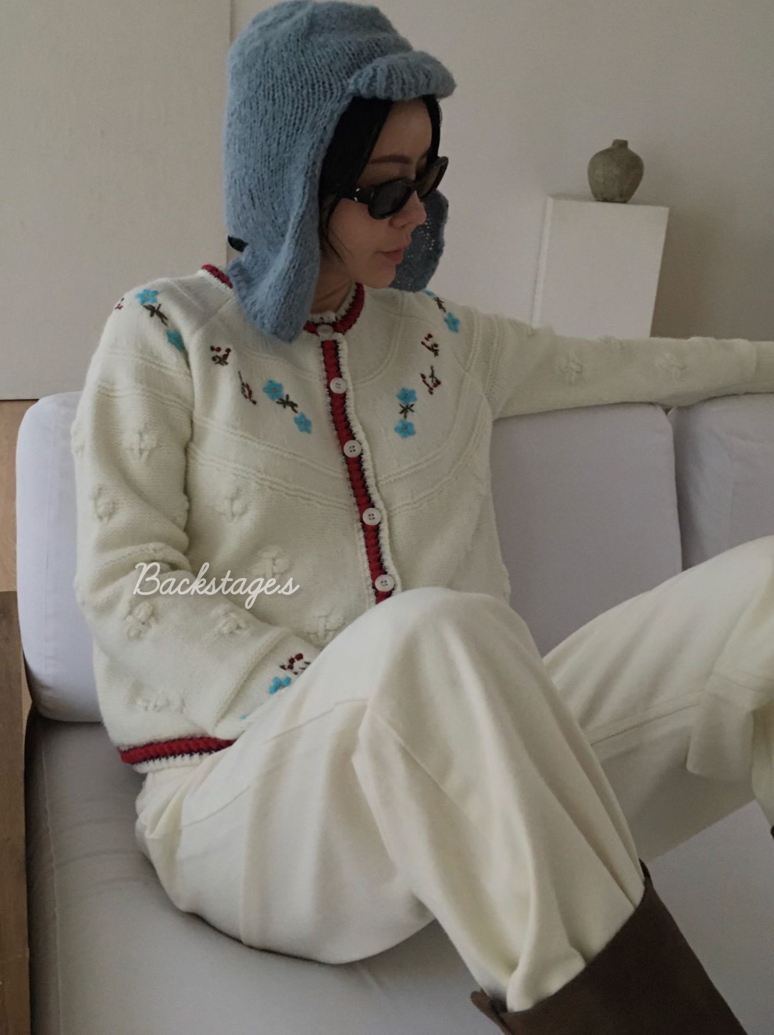 20251112_005901631_iOS