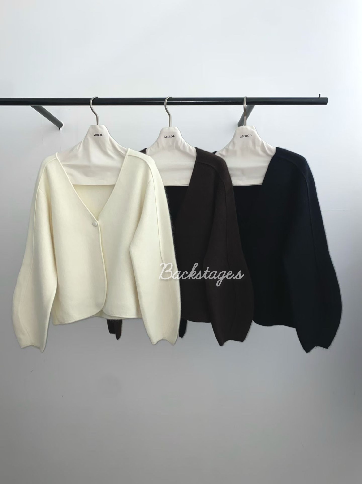 20251112_005901523_iOS