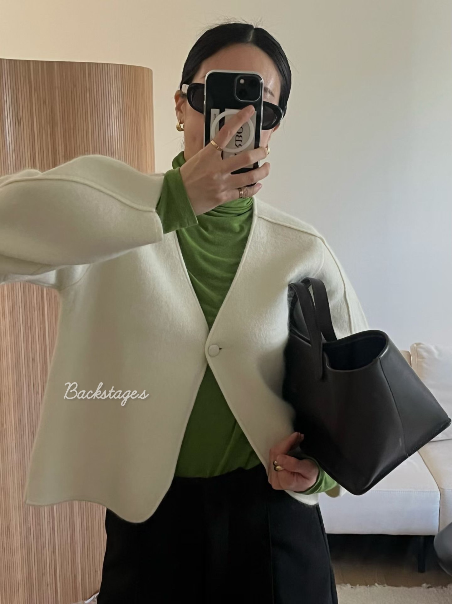 20251112_005718722_iOS