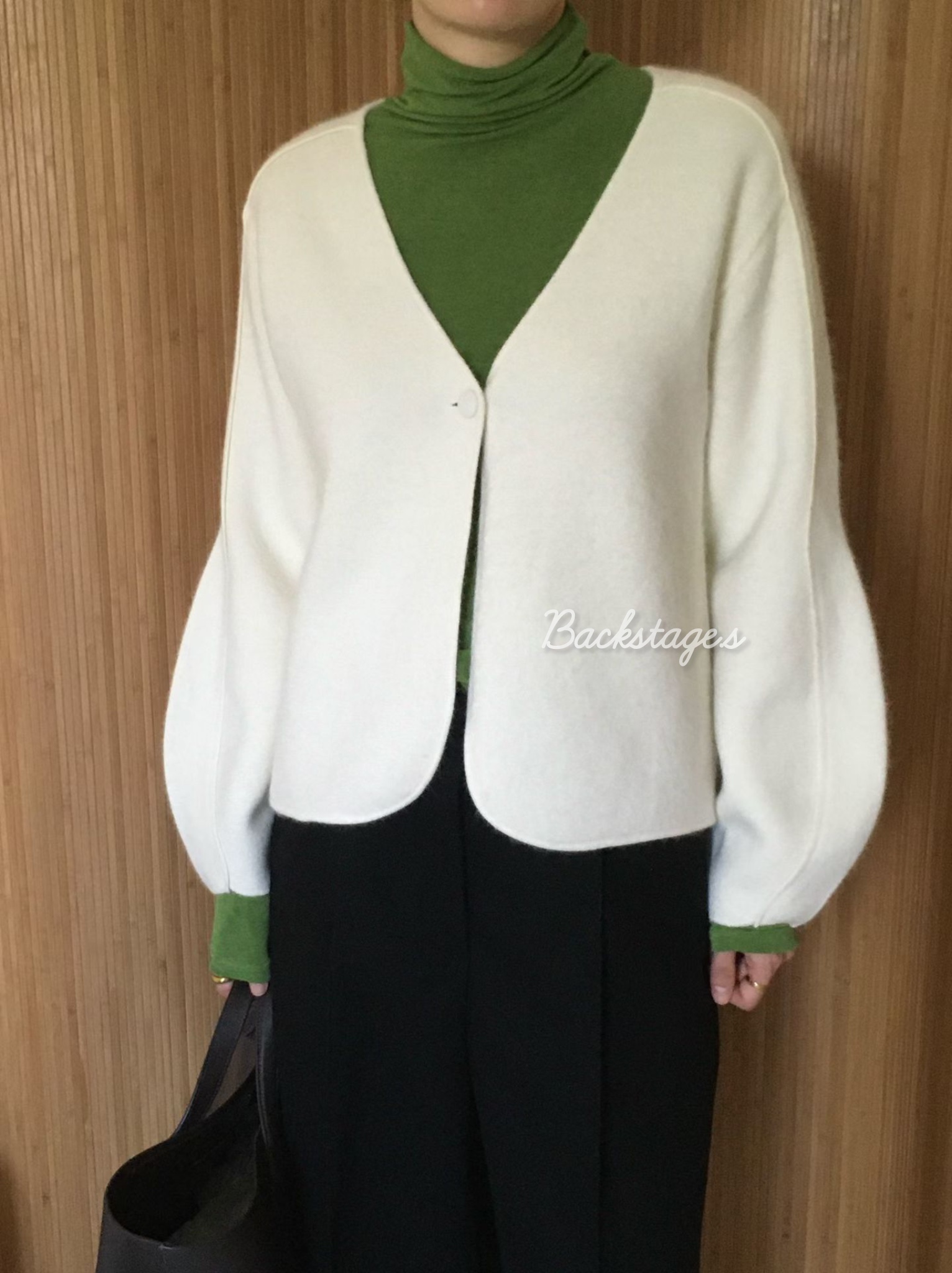 20251112_005719100_iOS