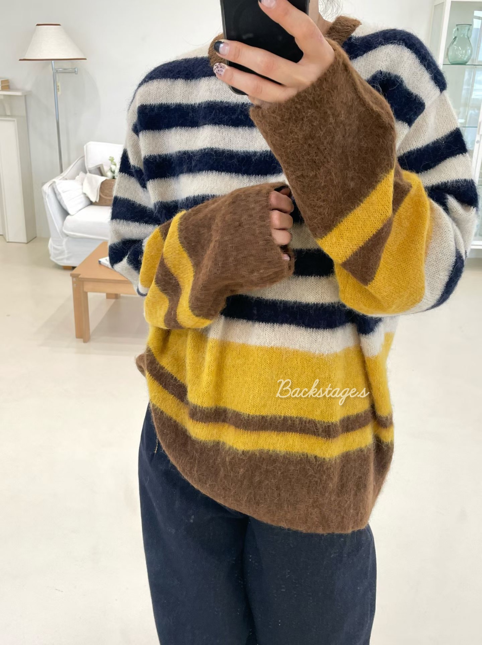 20251112_005310492_iOS