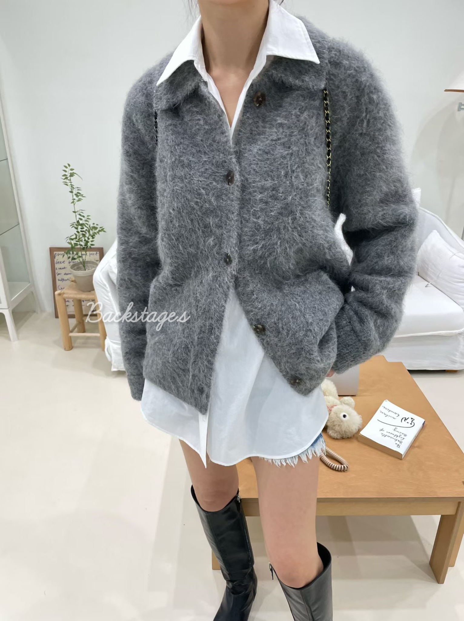 20251112_004233688_iOS