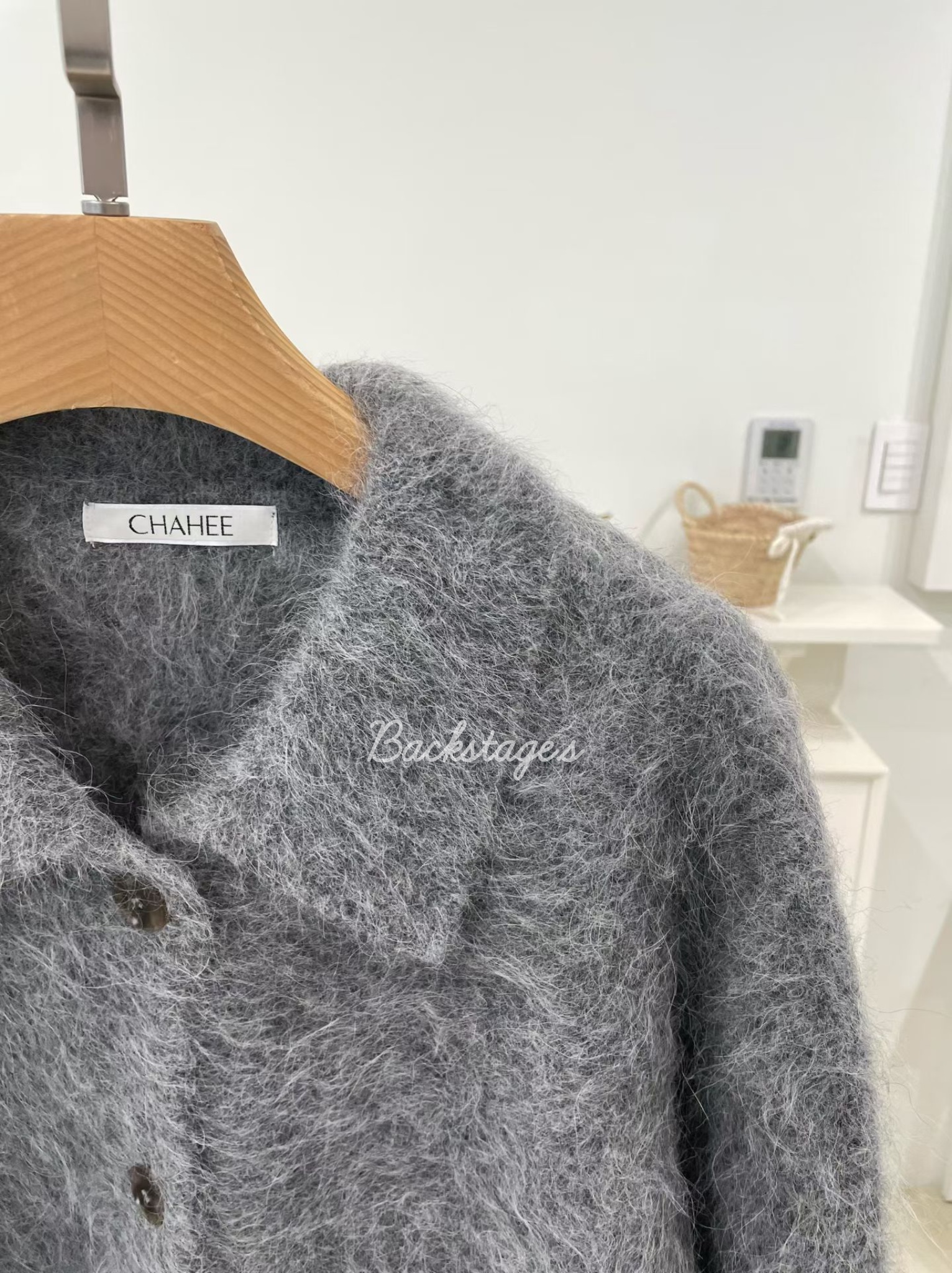 20251112_004653365_iOS