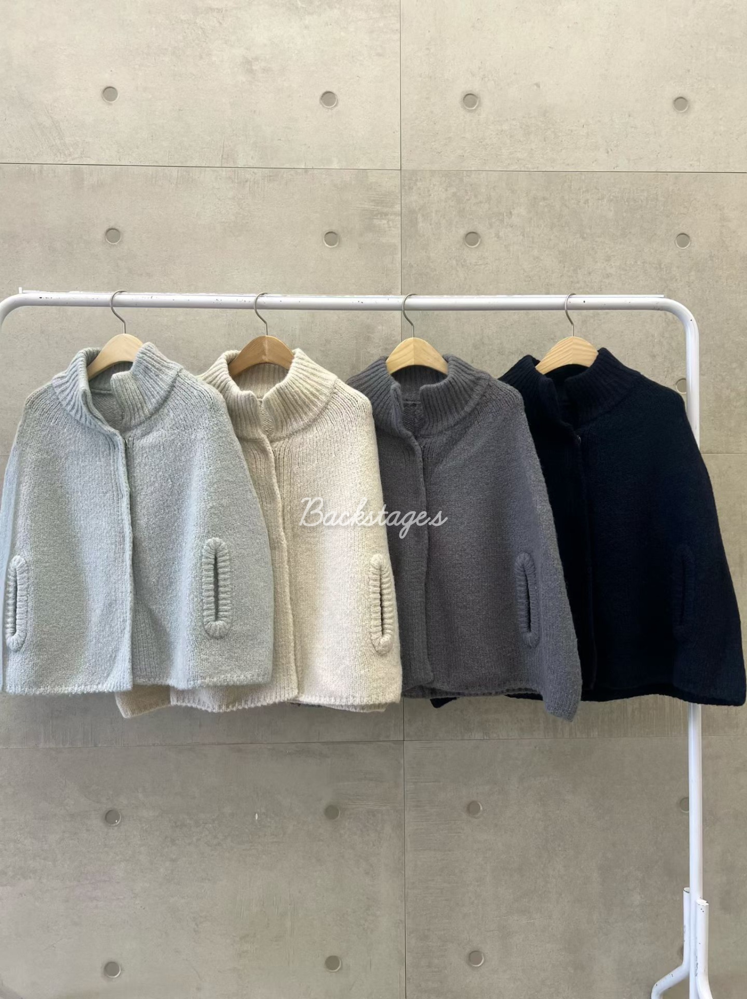 20251111_211306757_iOS