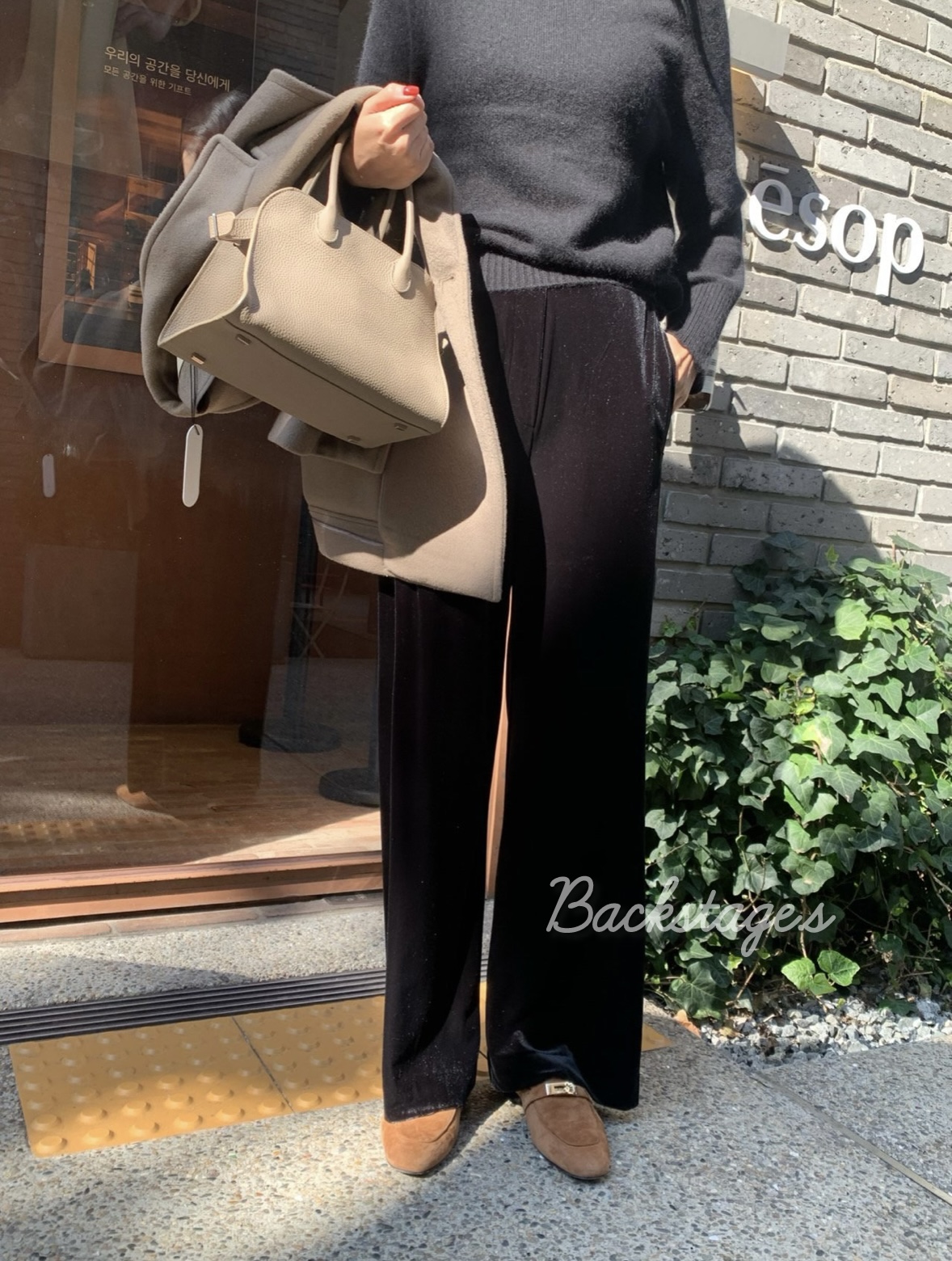 20251106_102149217_iOS