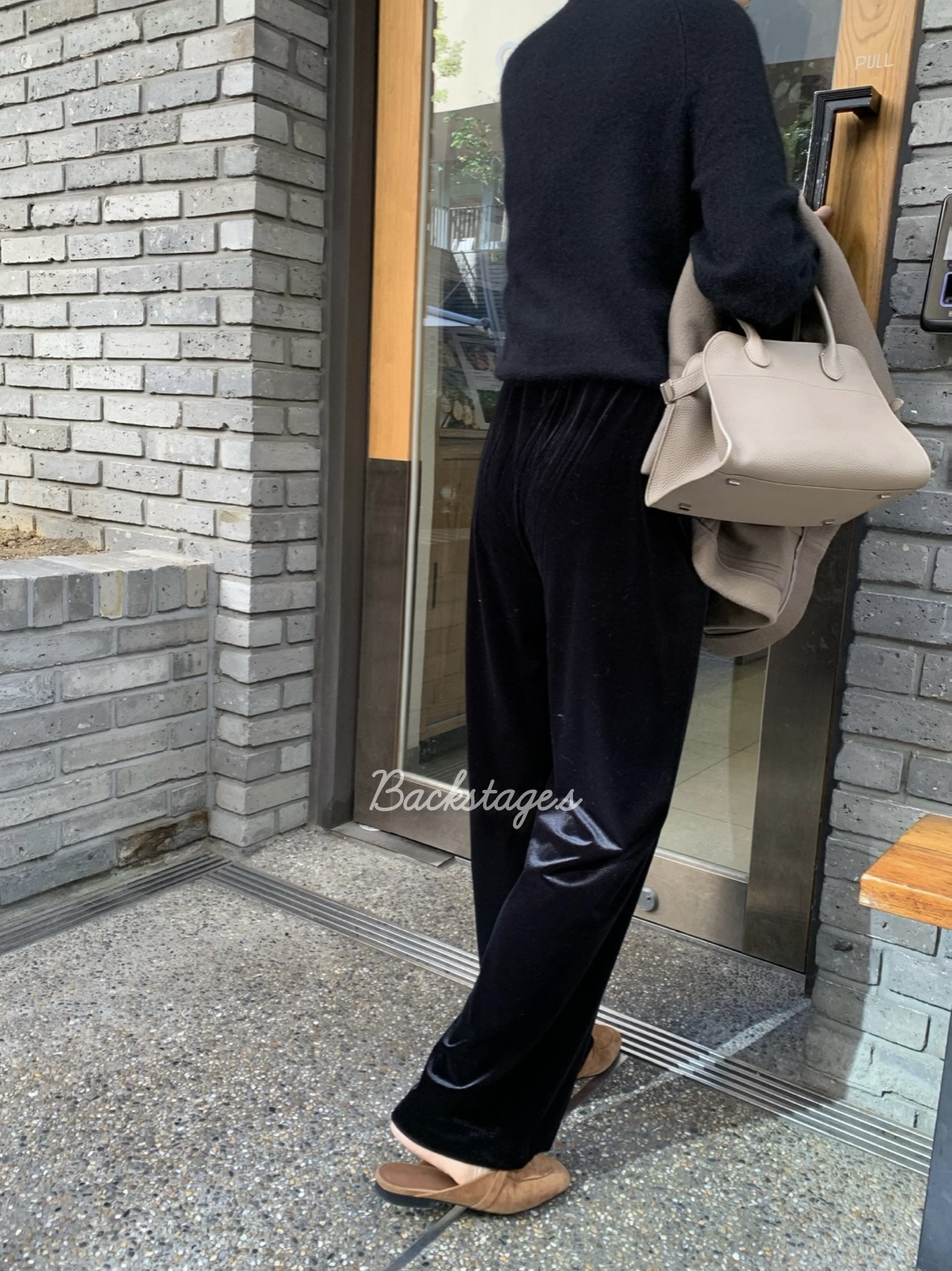 20251106_102149067_iOS