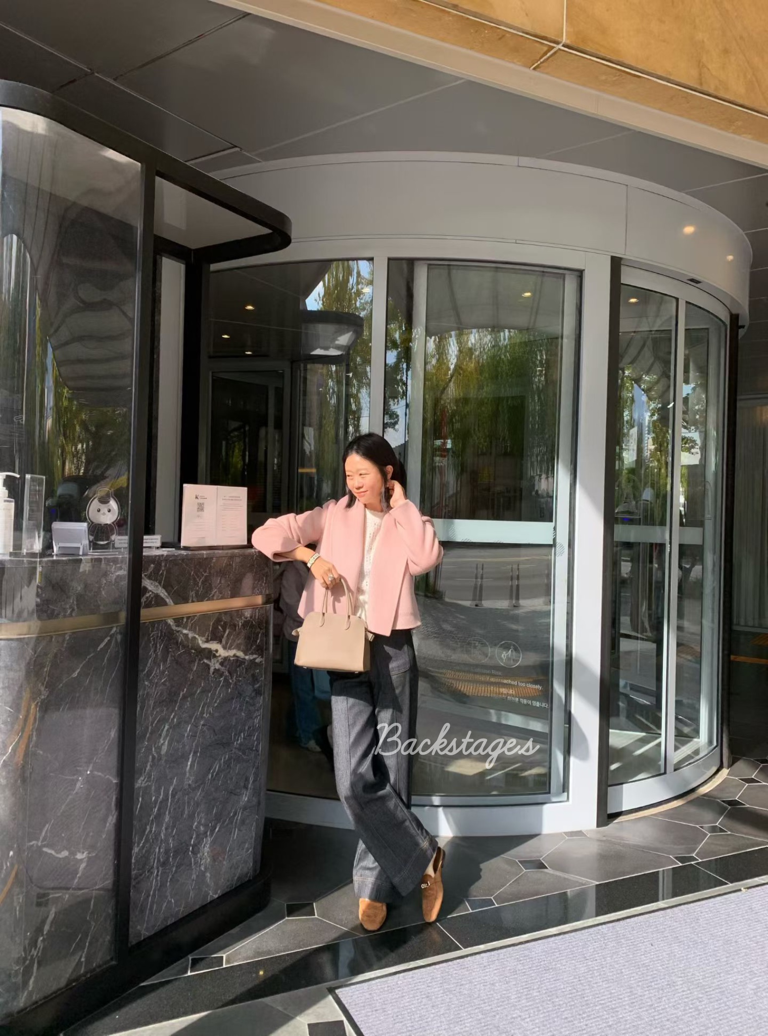 20251106_095255658_iOS