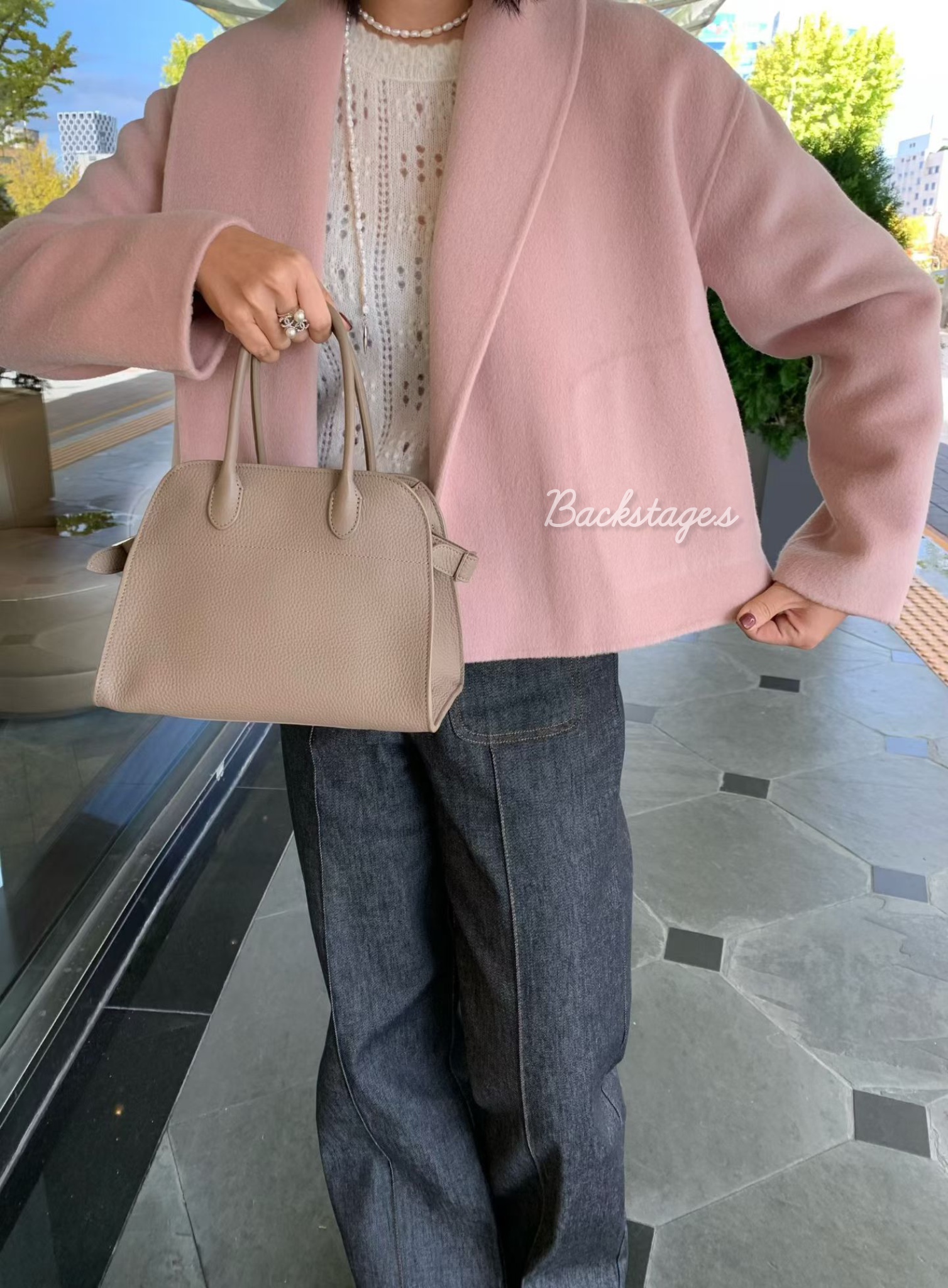 20251106_095255346_iOS