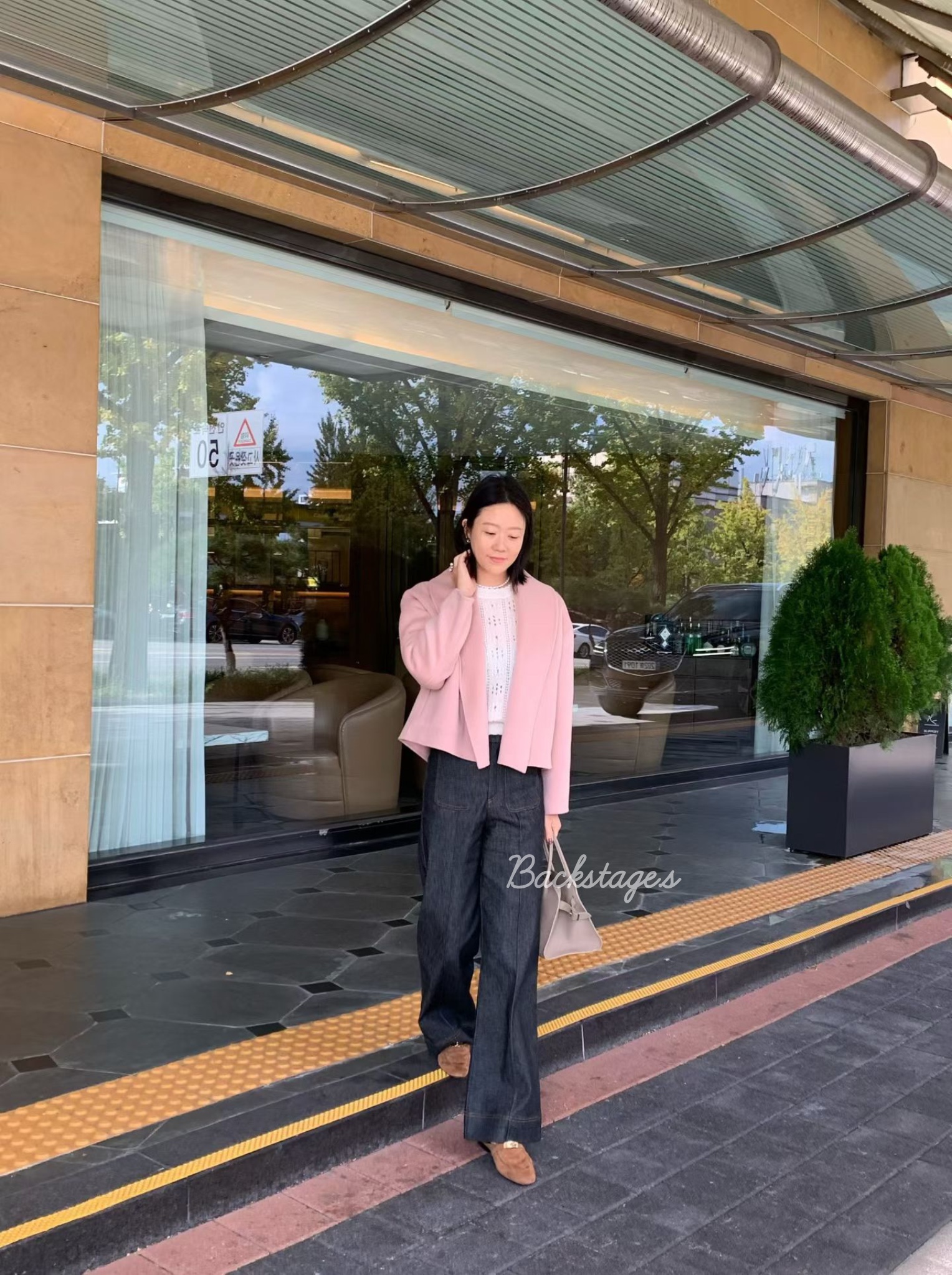 20251106_095255599_iOS