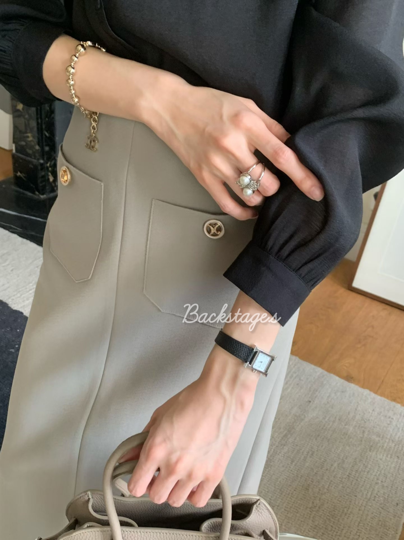 20251106_100159537_iOS