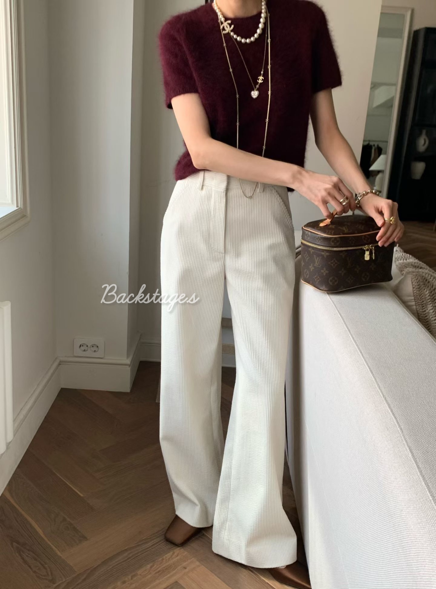 20251106_100840691_iOS