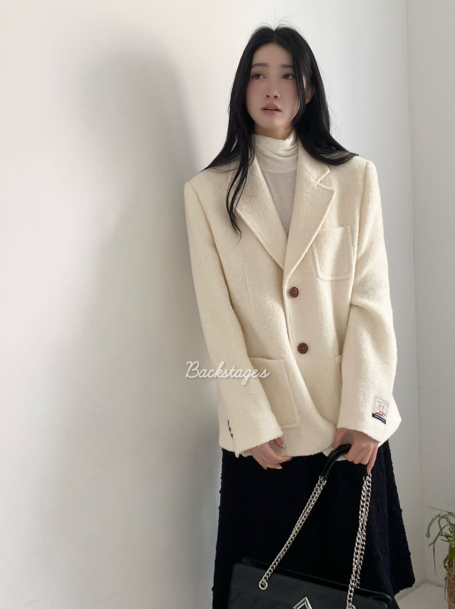 20251112_165923919_iOS