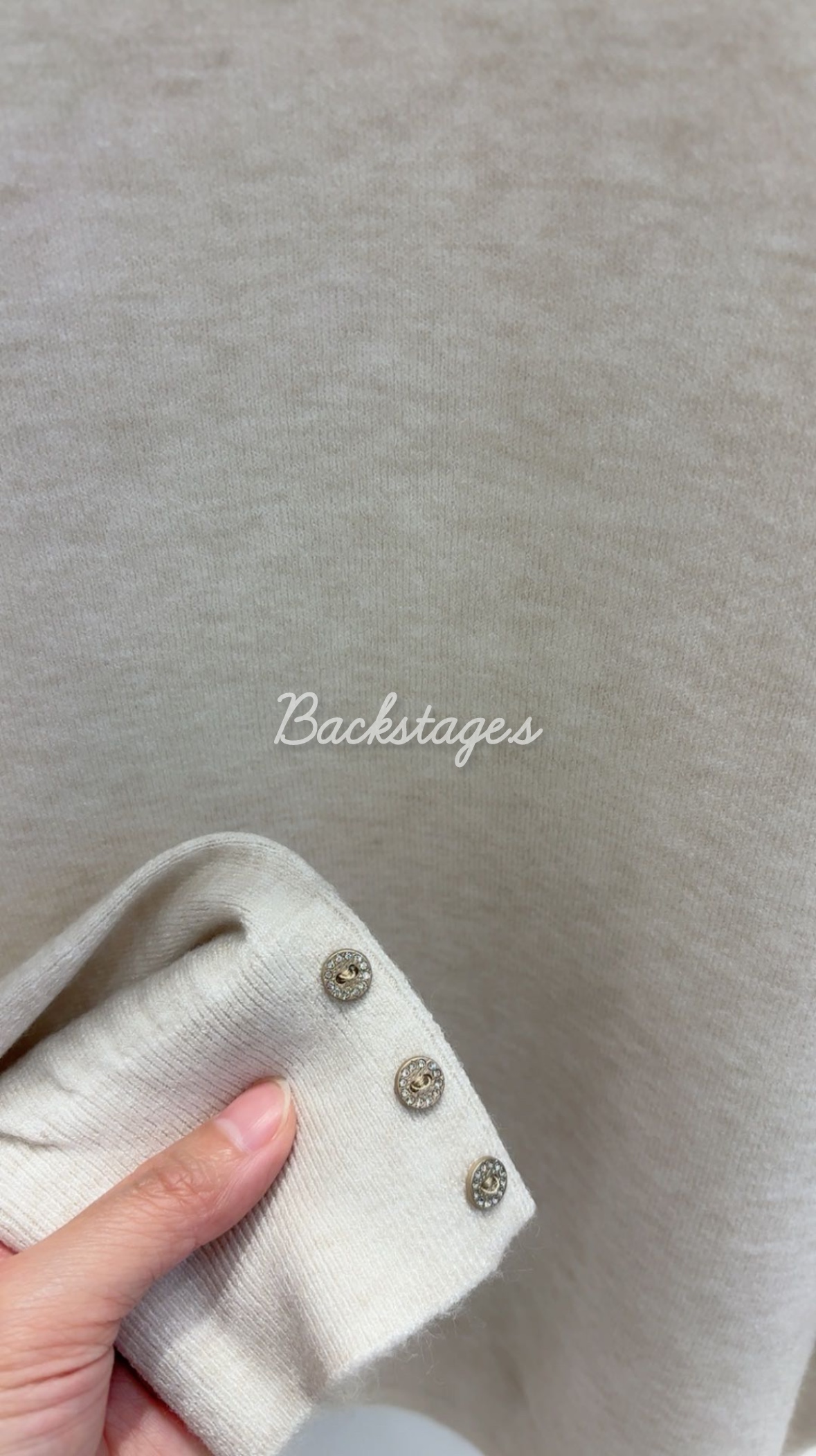 20251205_214151713_iOS