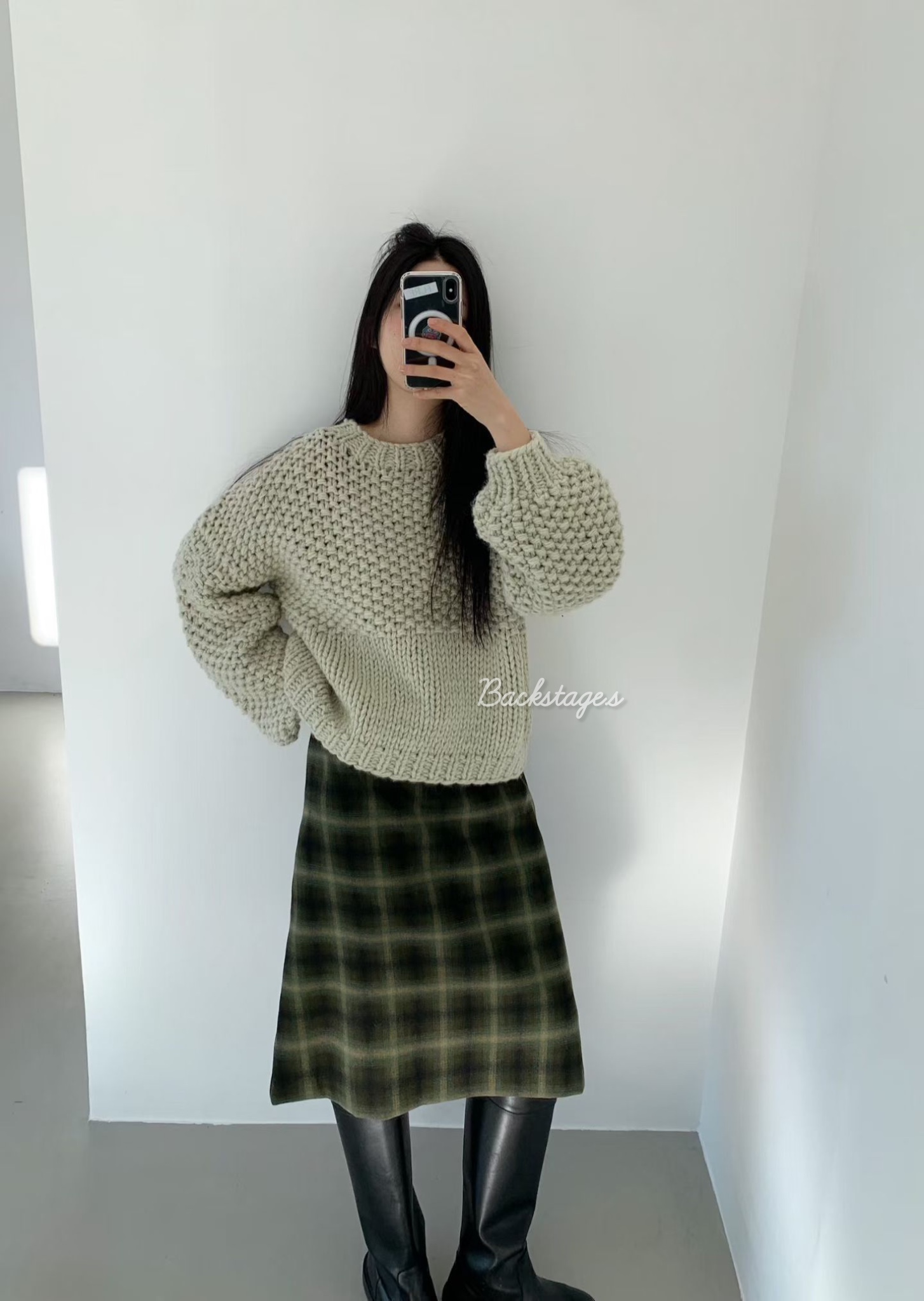 20251212_185348347_iOS