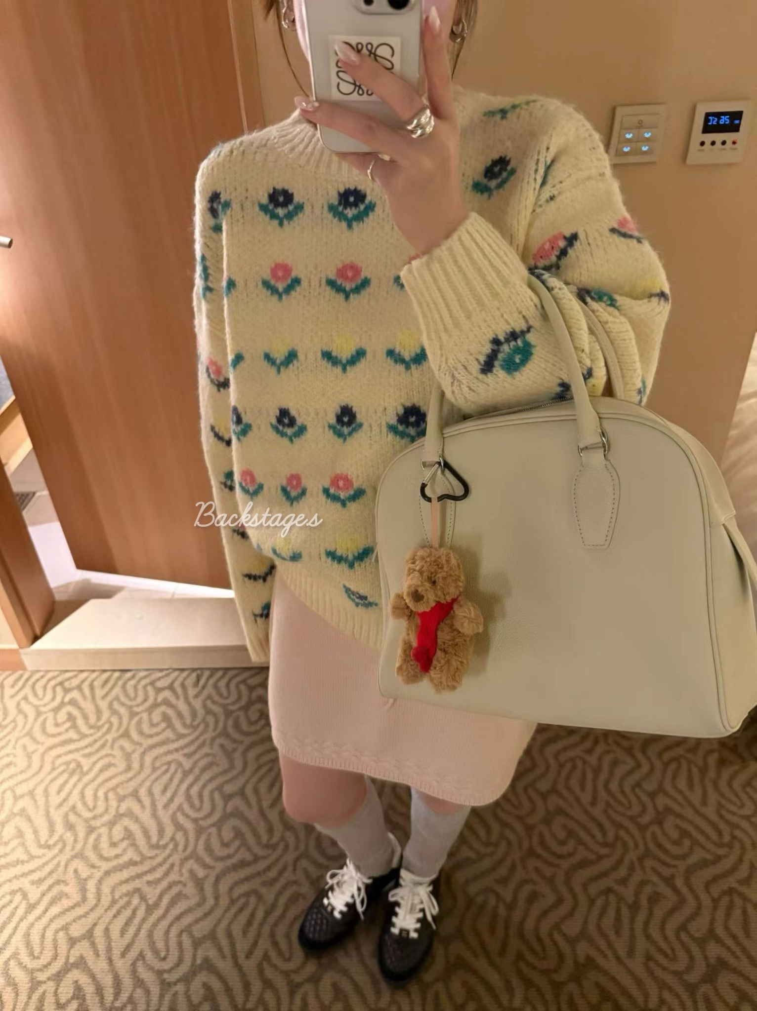 20251212_185904918_iOS